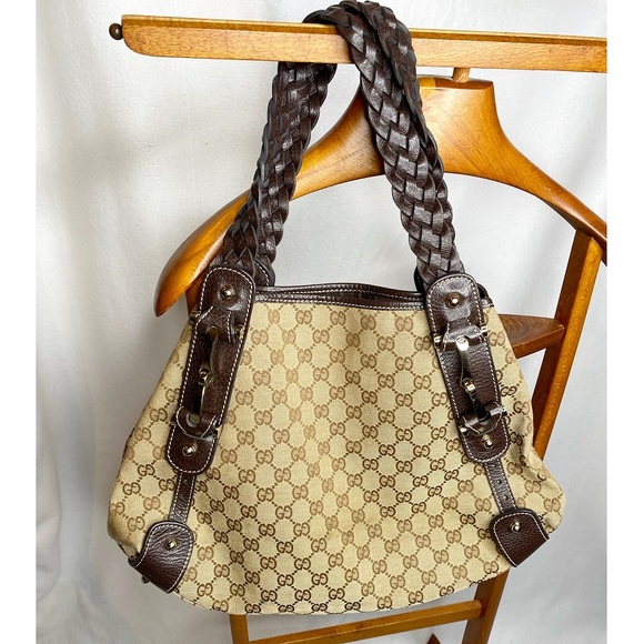 GG Canvas Medium Pelham Shoulder Bag - Picture 3 of 11